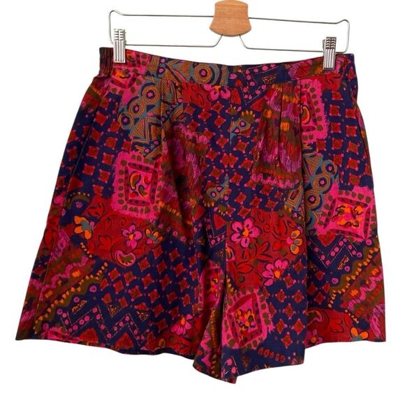 Vintage Miz California High Waist Shorts - Pink and Red Pattern Made in USA in S - Picture 1 of 7